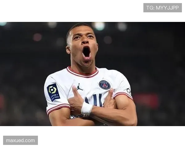 姆巴佩加速撕开后防，本赛季较初更具终结力